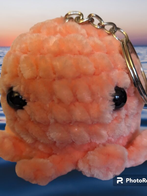 Octopus Keychain - Peach Pink
